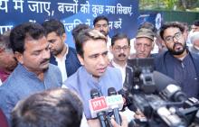 The Minister of State for Education, Shri Jayant Chaudhary flags-off the NICSI’s CSR Contribution