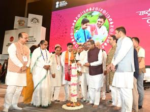 Shri Dharmendra Pradhan lighting the lamp during the Inaugural Session of ABSS-2025