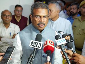 Shri Dharmendra Pradhan interacting with media during the 65th Foundation Day Celebration of NCERT