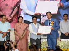 The Minister of State for Education, Dr. Subhas Sarkar felicitated the teachers on the occasion of Shikshak Parv 2022, in New Delhi on September 06, 2022. The Minister of State for Education, Smt. Annpurna Devi and the Minister of State for External Affairs and Education, Dr. Rajkumar Ranjan Singh are also seen.