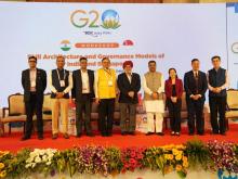 The Union Minister for Education, Skill Development and Entrepreneurship, Shri Dharmendra Pradhan, the Secretary of DoHE, Shri K Sanjay Murthy, the Secretary of DoSEL, Shri Sanjay Kumar, the Secretary of MSDE, Shri Atul Kumar Tiwari, the Deputy Secretary (Higher Education and Skills) in Singapore’s Ministry of Education, Ms. Melissa Khoo the High Commissioner of the Republic of Singapore to India, Mr. Simon Wong and the Minister of Education, Singapore, Mr. Chan Chun Sing attends the workshop on ‘Skill Arch