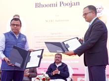 Shri Dharmendra Pradhan witnessing the Exchange of MoU between NCERT and Flipkart